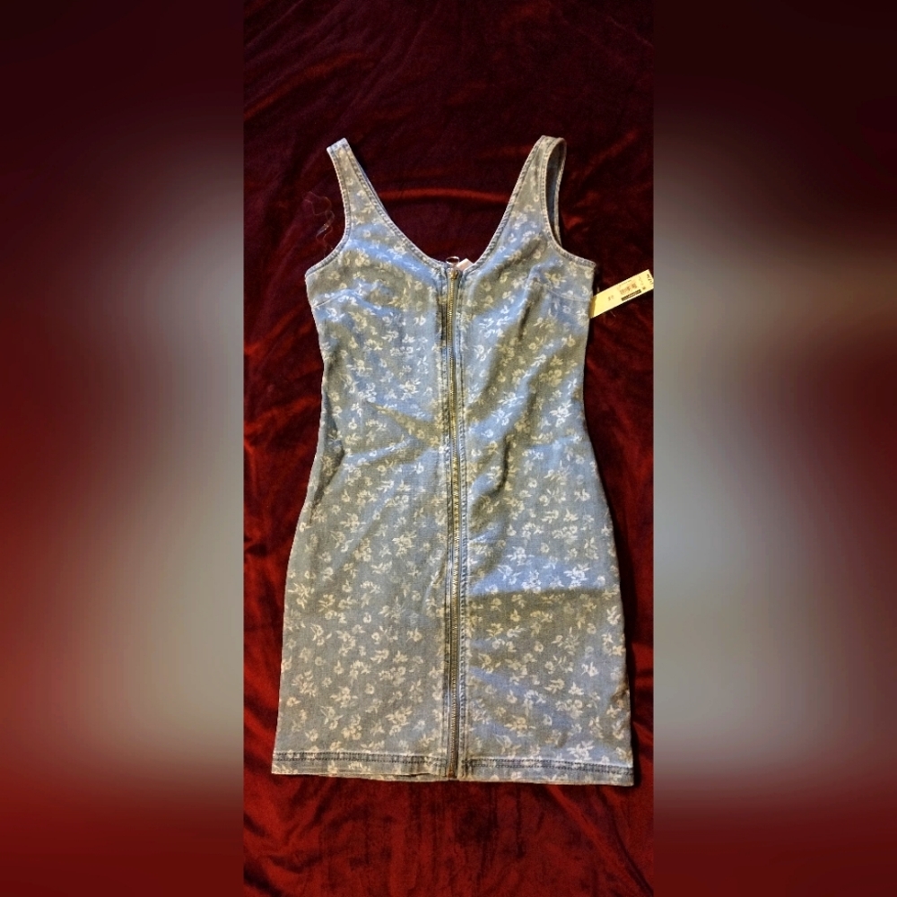 90s style floral mini dress with zipper up front NWT